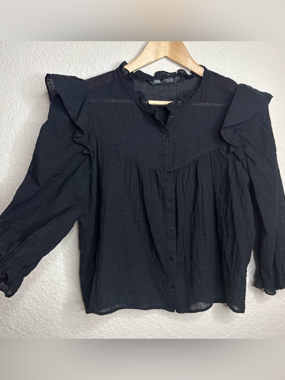 Zara Black Ruffle Shoulder Gauze Blouse Size Large, Button Front